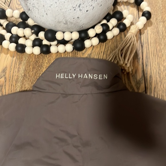 Helly Hansen Women's Wind Jacket, Water-Repellant, Windbreaker - Picture 7 of 11